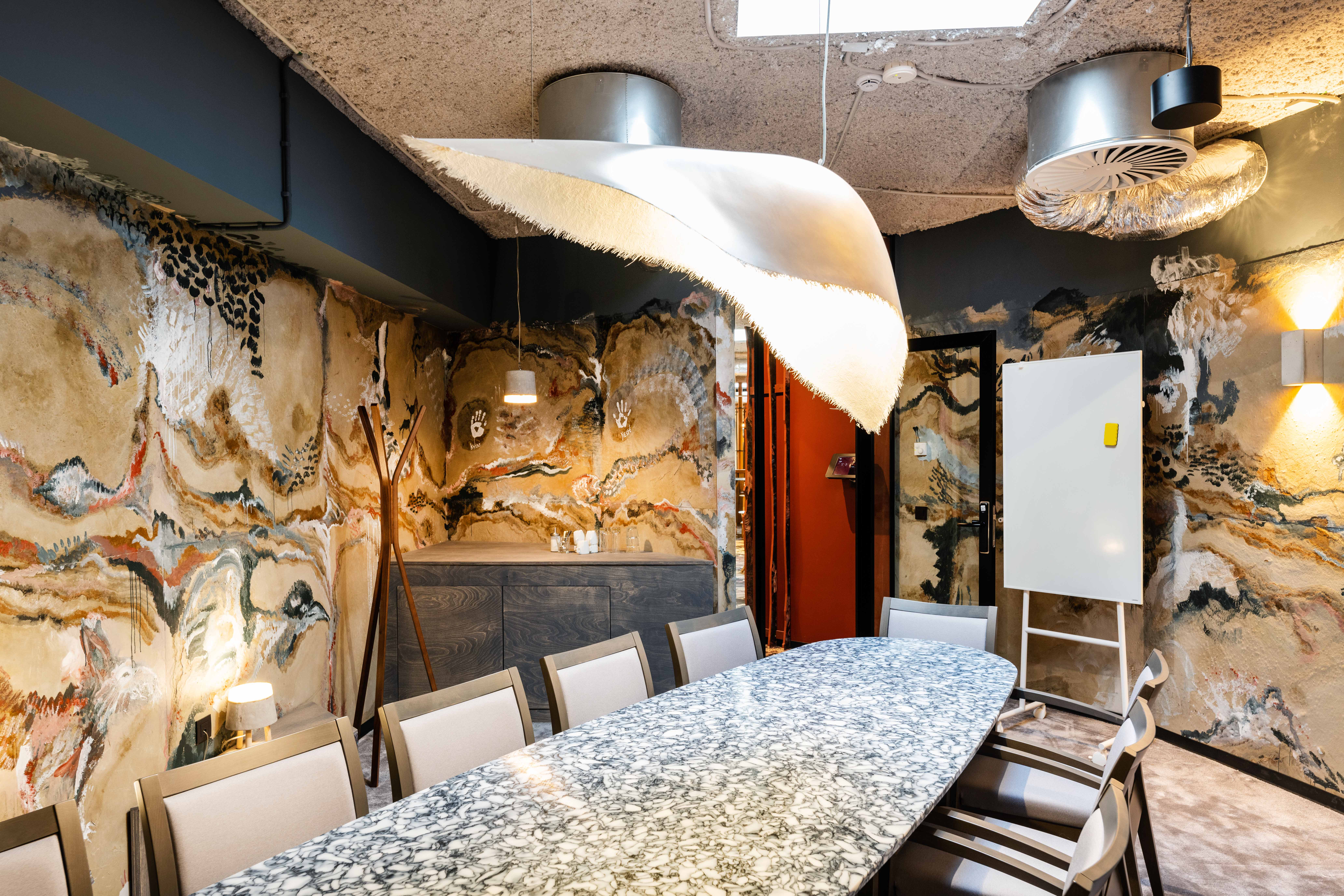 Meeting room at silversquare bailli petra